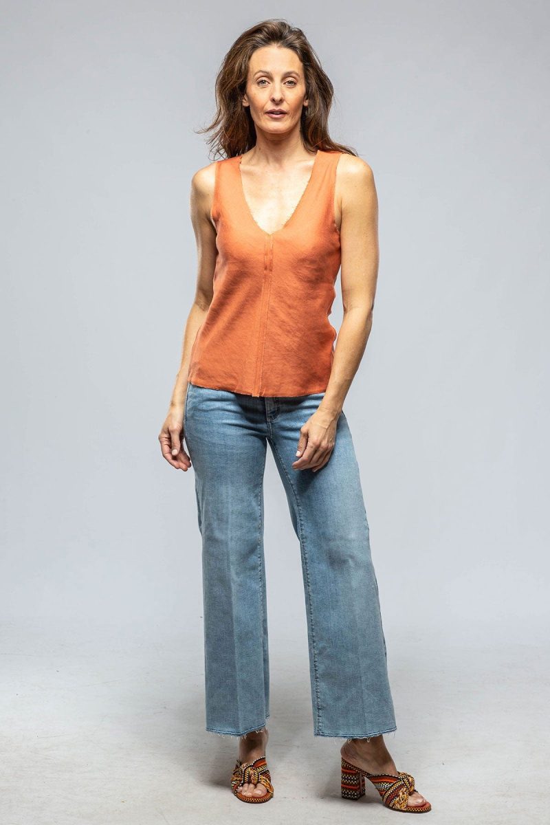 voz salamanca raw edge linen tank in persimmon ladies blouses axels vail 39889715790058