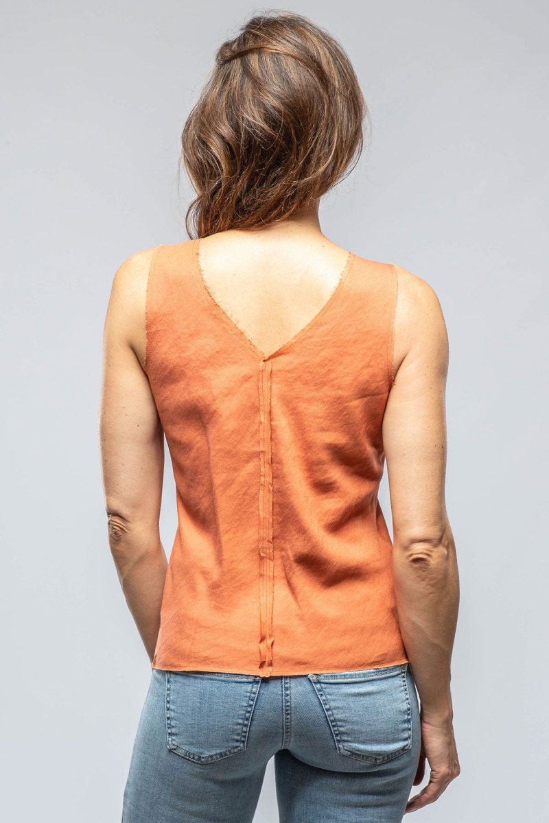 voz salamanca raw edge linen tank in persimmon ladies blouses axels vail 39889715855594